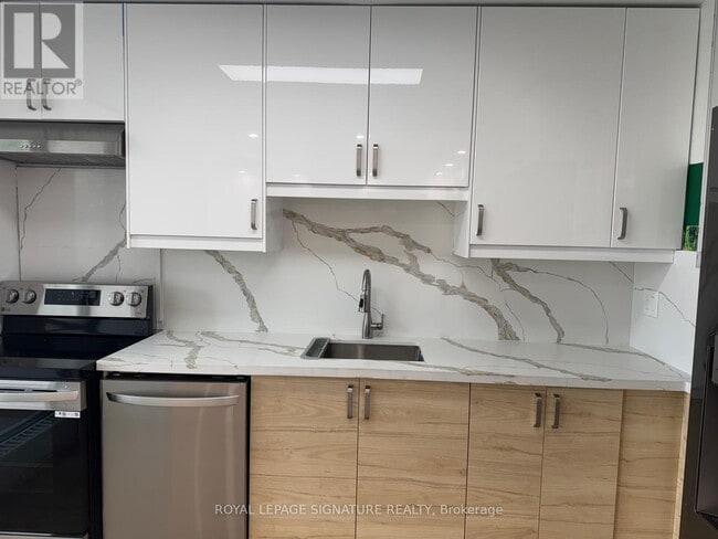 Photo - 725 Don Mills Rd. Unit 305