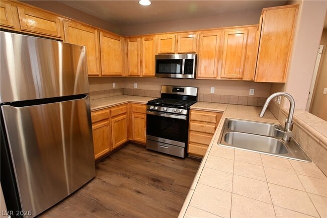 Photo - 10461 Chrisman Ave