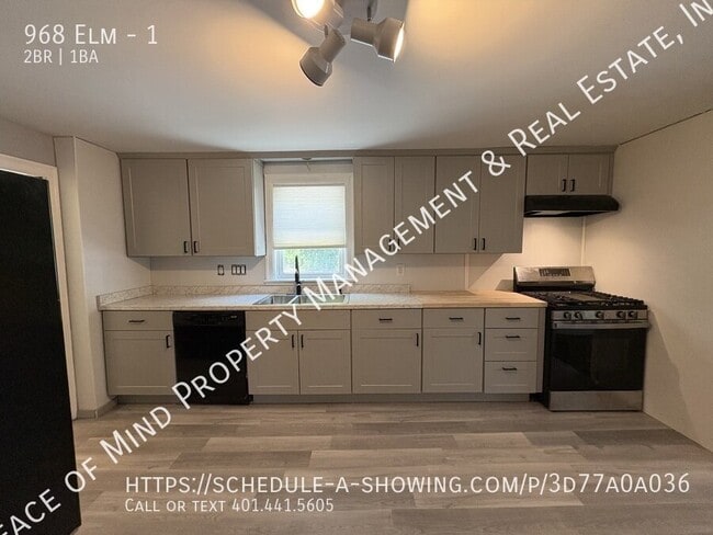 Building Photo - 968 Elm-1 Unit 1