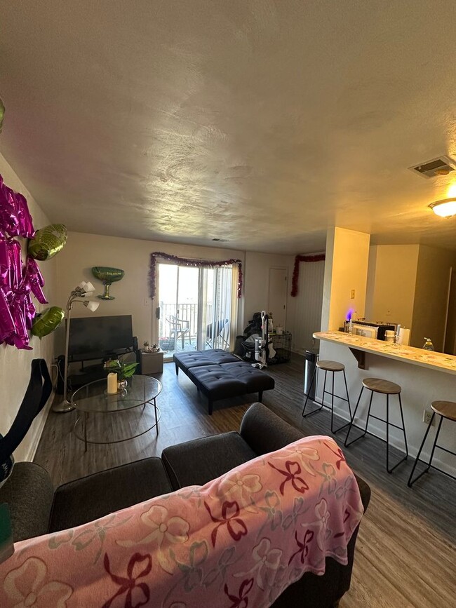 Photo - Available for the 2026-2027 lease term. Unidad G