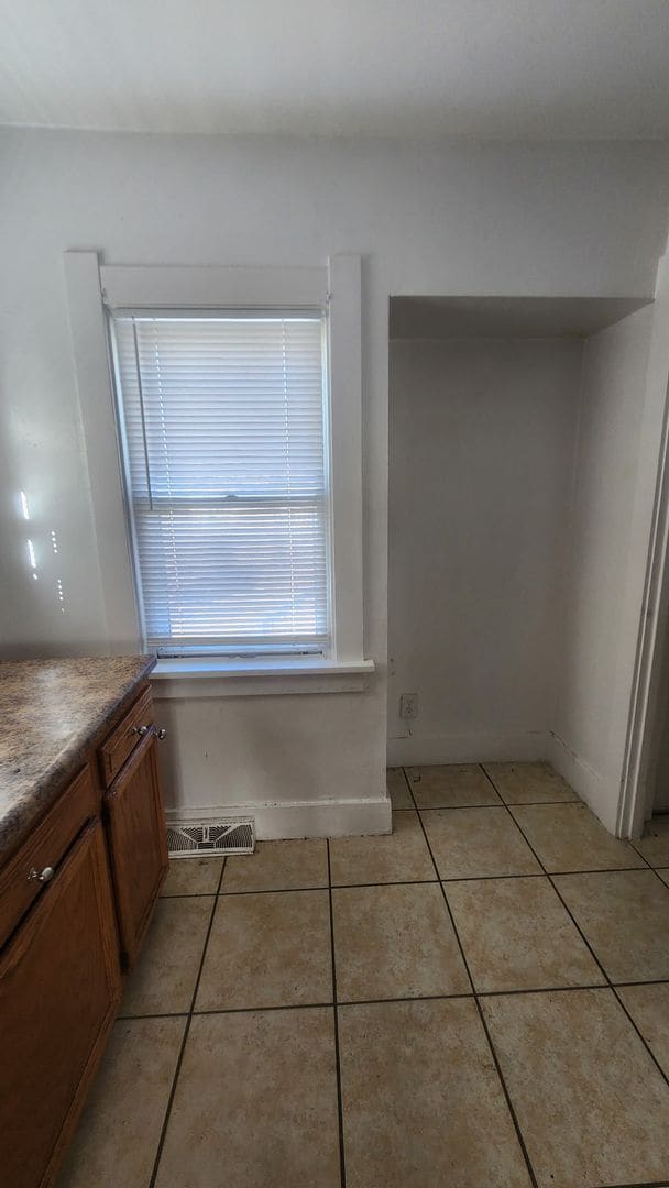 Photo - 2 Bed 1 Bath