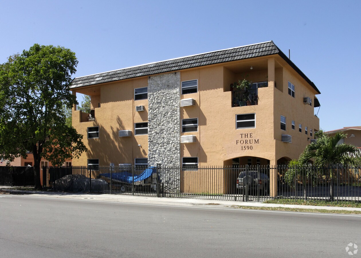 Photo - The Forum Apartments