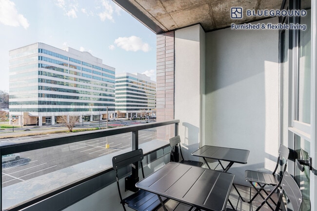 Photo - 3030 Potomac Ave Unidad FL3-ID1031