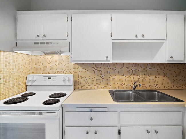 Photo - Cody Park Apartments