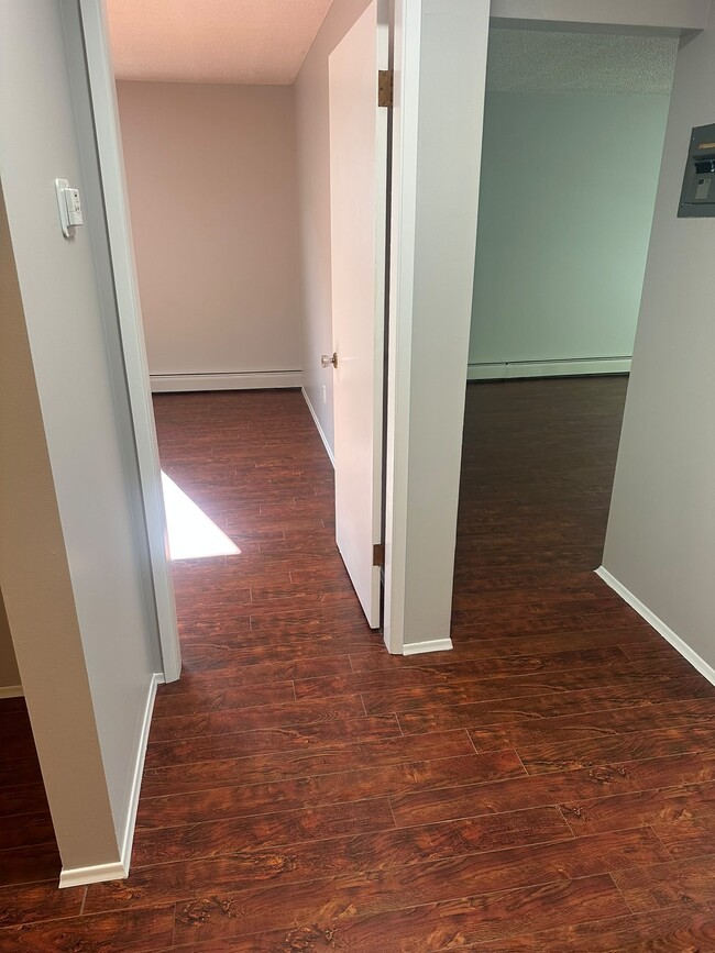 Photo - 9923-381 81 Ave NW Unit 303