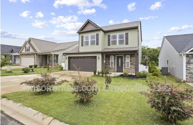 Photo - 679 Spartan Commodor Ln