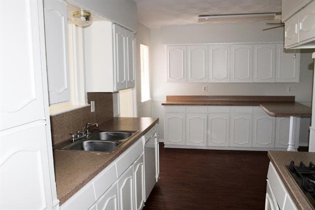 Photo - 124 Oakhurst Dr