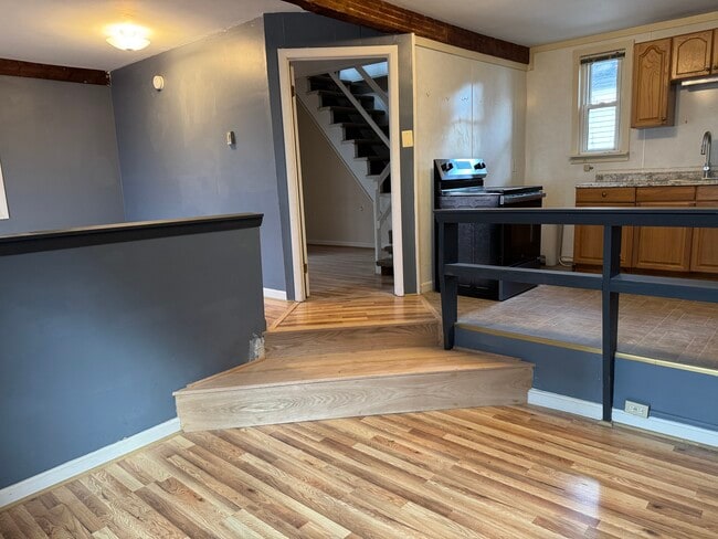 Photo - 56 Chapel St Unit 3