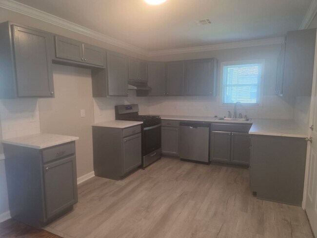4957 S Boston Pl