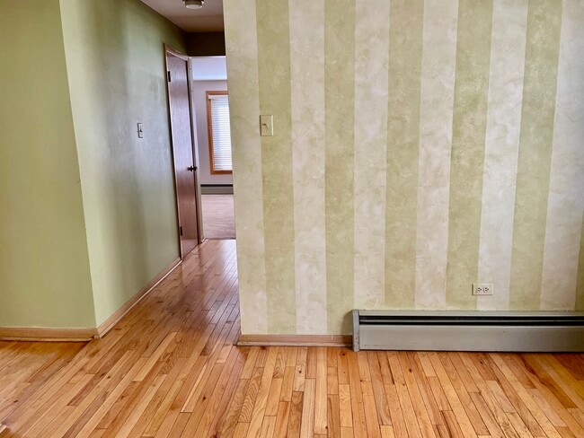 Photo - 1920 W 34th Pl Unit 2nd floor apartment