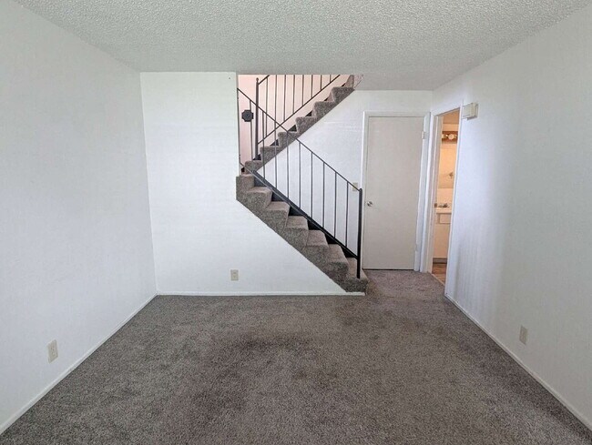 Photo - 2 Bed 2 Bath Side by Side Unit B