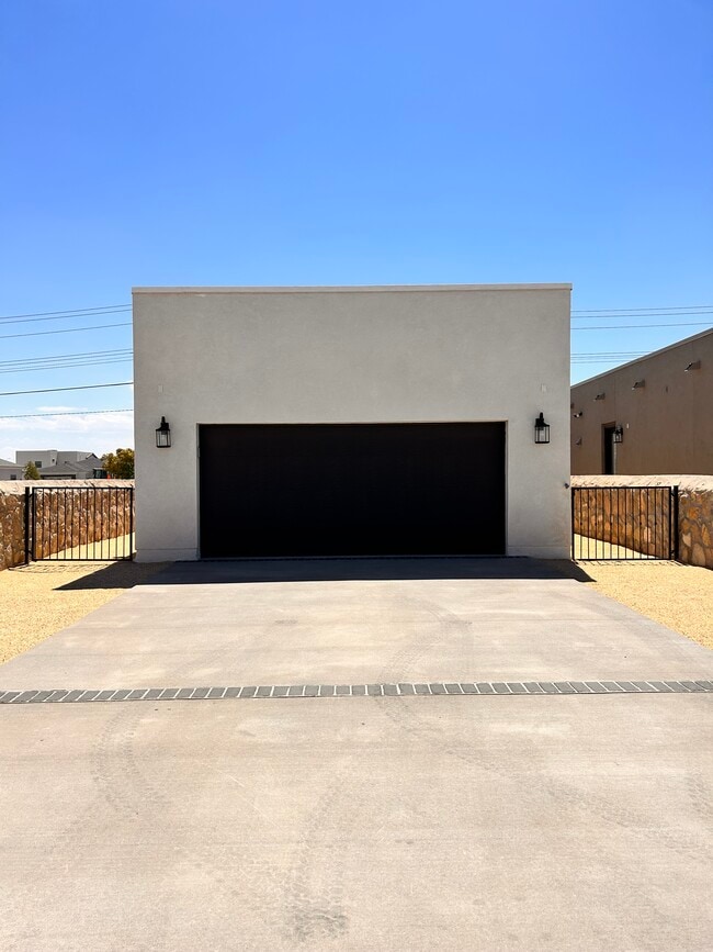 Photo - 14735 Pebble Hills Blvd