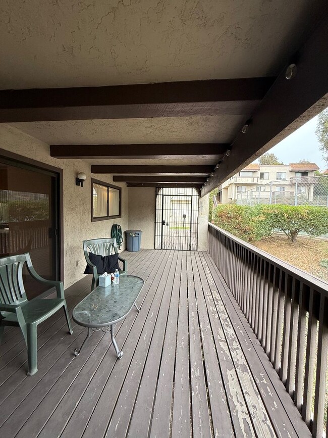 Photo - 3 bedroom 2 1/2 bath Townhome with Office ...