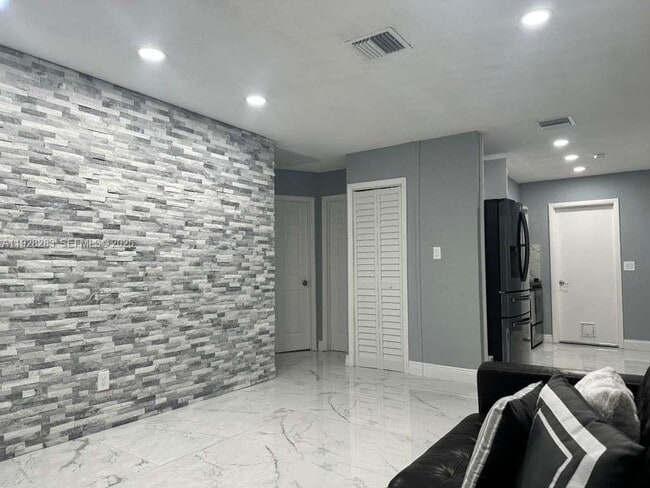 Photo - 4960 SW 28th Terrace