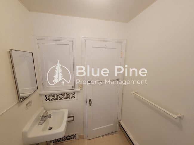 Photo - 302 12th St Unidad 2