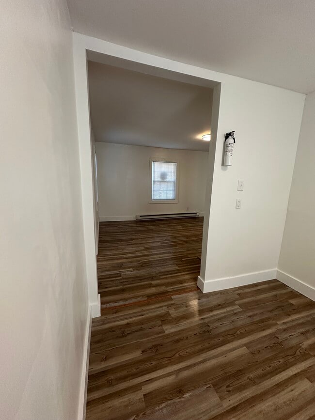 Photo - 221 Adamsville Ct