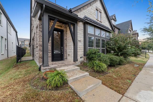 Photo - 7112 Royal View Dr