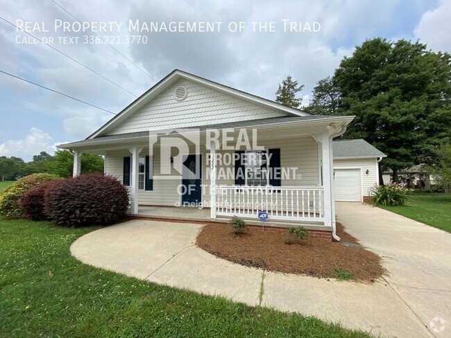 Building Photo - 2222 Victoria Village Ln Rental