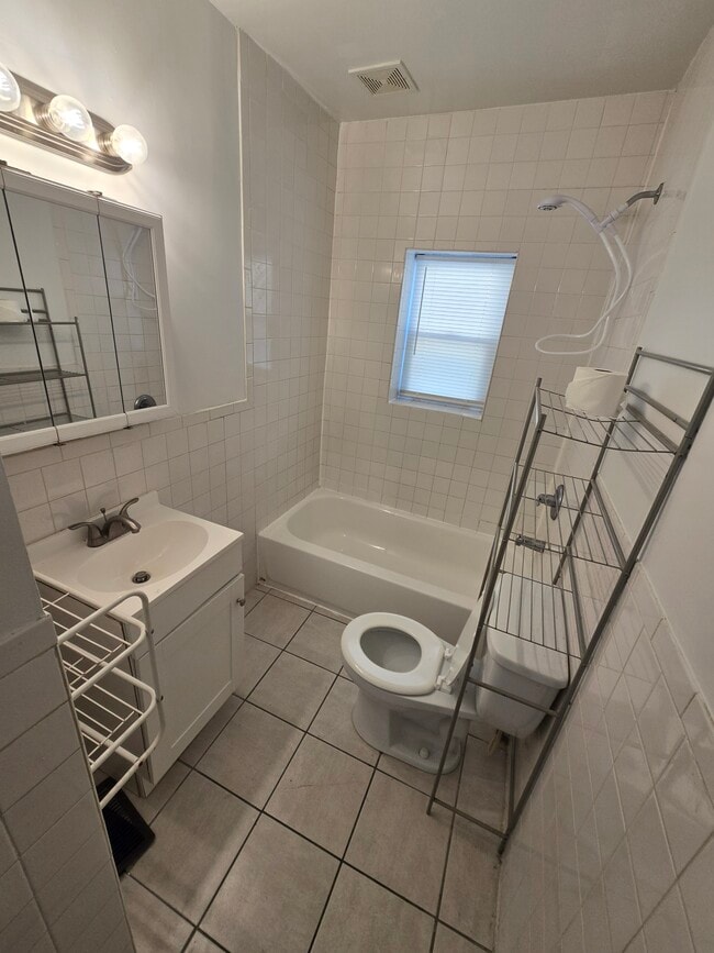 Photo - 25 Brown St Unit A