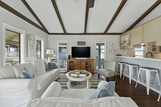 Photo - 16603 Jamaica Cove Rd