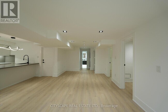 Photo - 2893 Folkway Dr