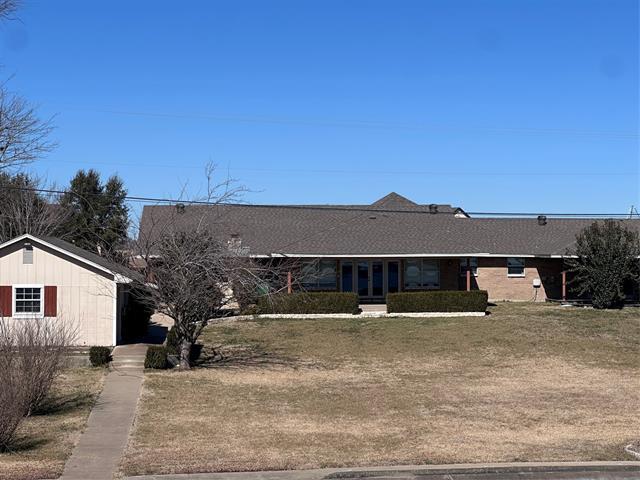 Building Photo - 119 Lakeshore Dr