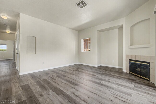 Photo - 4730 E Craig Rd Unit 1154