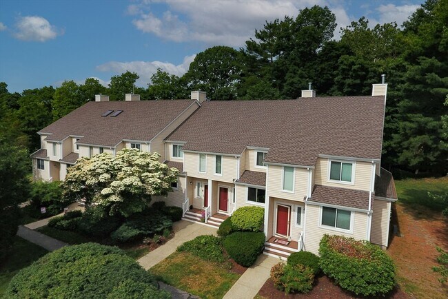 Photo - 28 Gaslight Ln