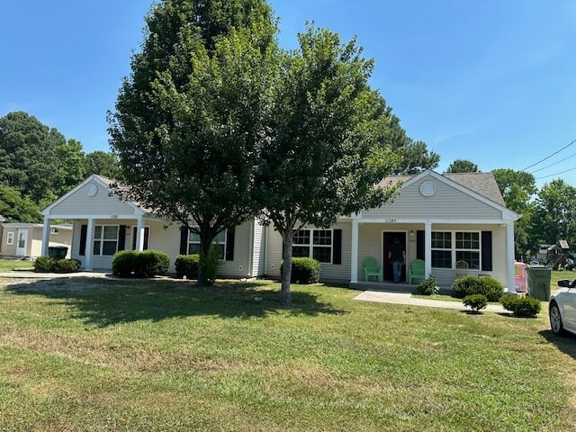 Photo - New Road Village Apartments