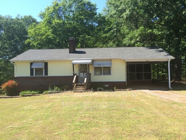Building Photo - 237 Oak Rd Rental