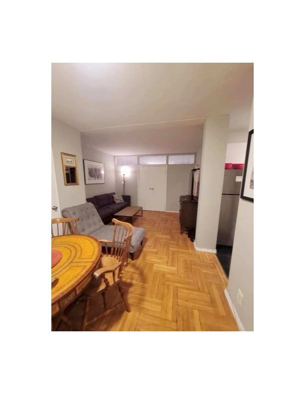 Building Photo - 350 E 30th St Unit 1Z Rental
