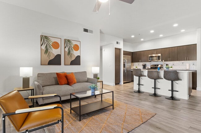 Photo - 9450 W Cabela Dr Unidad ID1014631P