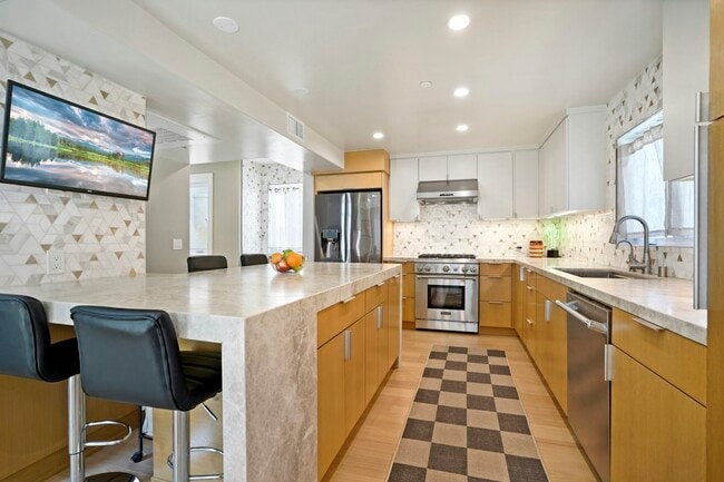 Photo - 1534 Amherst Ave Condo Unit 103