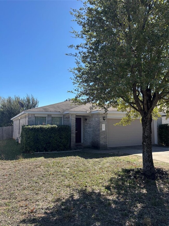 Photo - 127 Salado Dr House