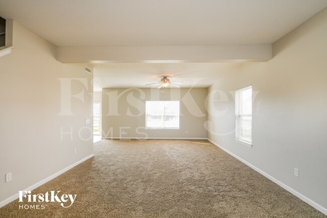 Photo - 8728 N Springview Dr