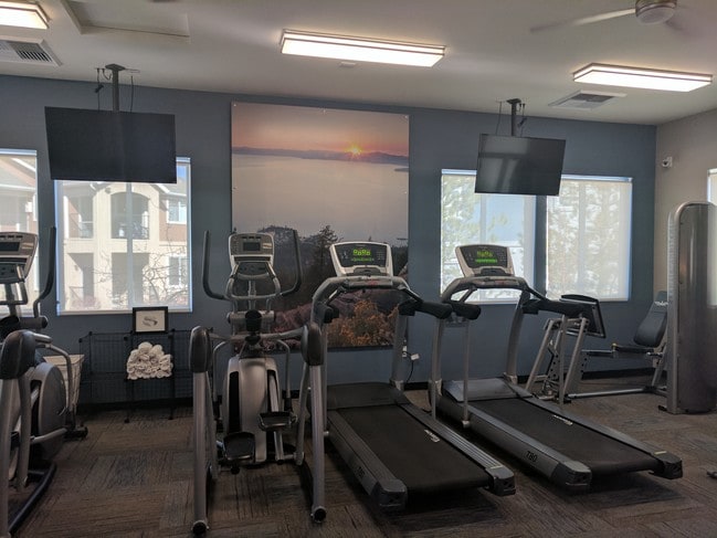 Sky Vista Commons North