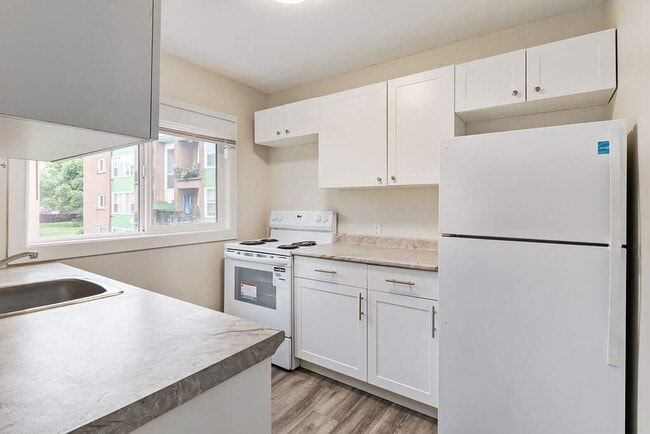 Photo - Main Street Villa