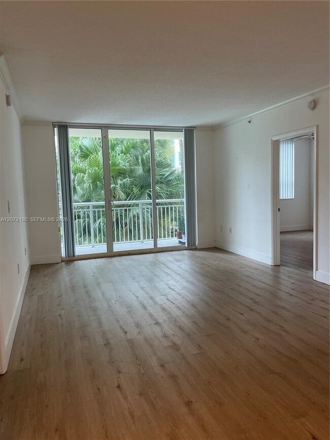 Photo - 2000 N Bayshore Dr Unit 205