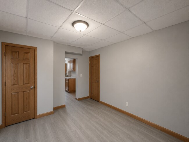 317 Earl St Unit Lower