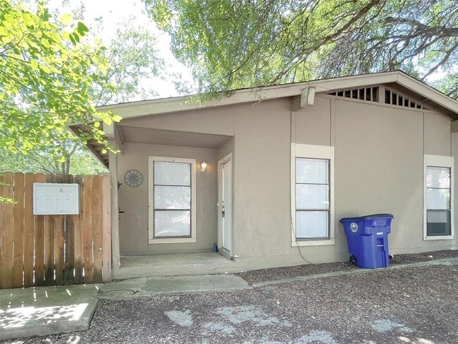 Photo - 2809 Parker Ln Townhome