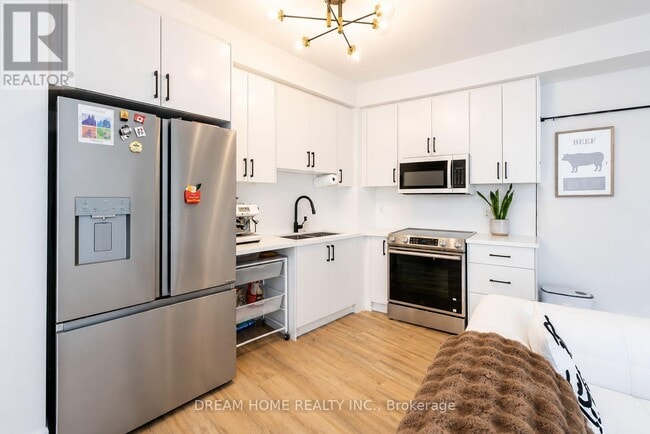 Photo - 151 Upper Duke Crescent Unité 216