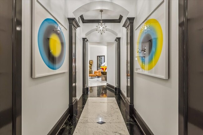 Photo - 1318 N Astor St