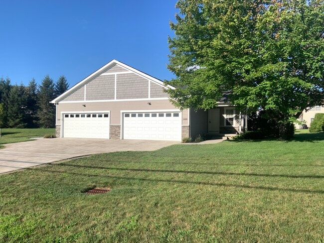 Building Photo - 5220 Old Zuck Rd