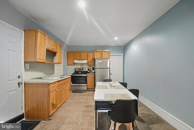 Photo - 1705 Harrison St Unit 1