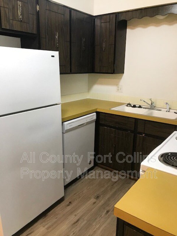 Photo - 1719 Larch St Unit C