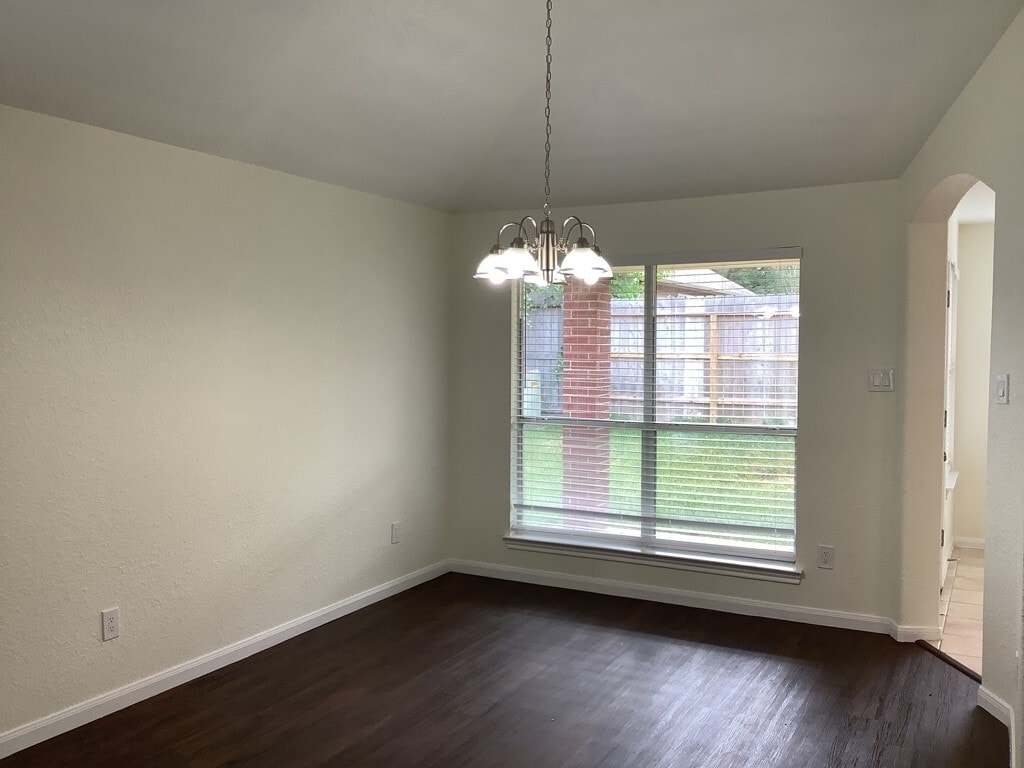 Photo - 3709 Breckenridge Dr