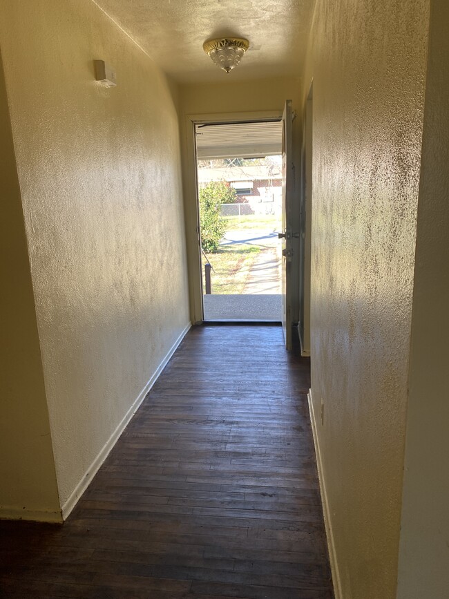 Fotografía del edificio - 1014 Pennsylvania Dr