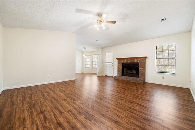 Photo - 207 Pleasant View Ln