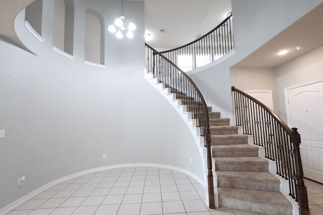 Photo - 4 Bedroom House in Round Rock