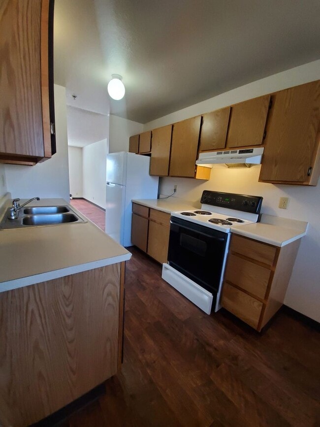 Photo - Riverbend Apartments